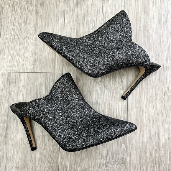 Gianni Bini Agnissa Black Glitter Scalloped Closed Toe Mule Heels Size 9.5 - Picture 1 of 10